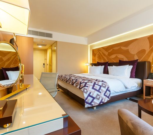 Crowne Plaza St. Petersburg-Ligovsky, an IHG Hotel