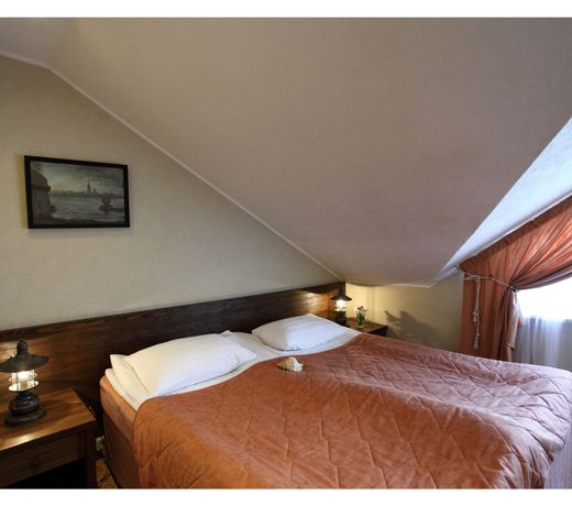 Club Marinn Family House