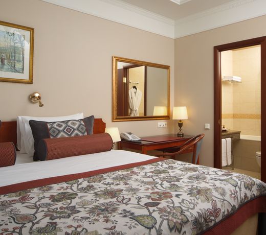 Helvetia Hotel