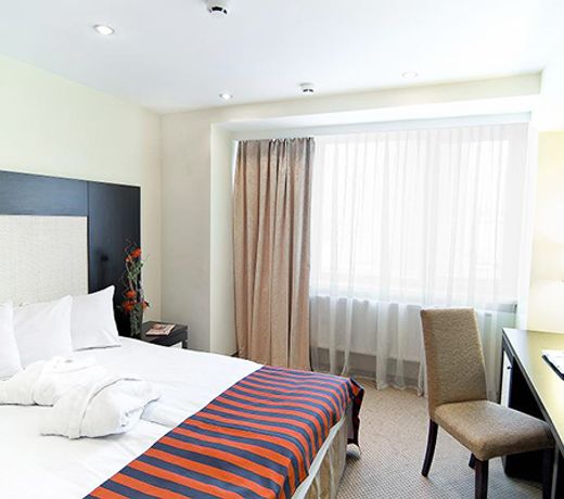 SunFlower Park Hotel