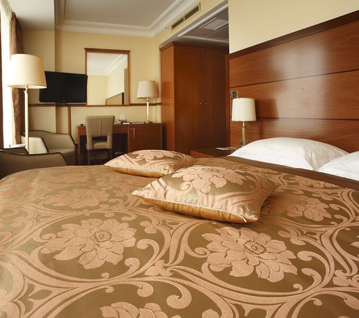 Golden Ring Hotel