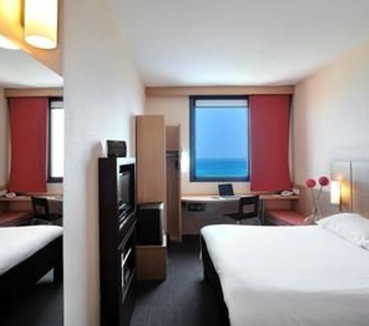 Ibis Dakar