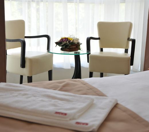 Hotel Zeder Garni
