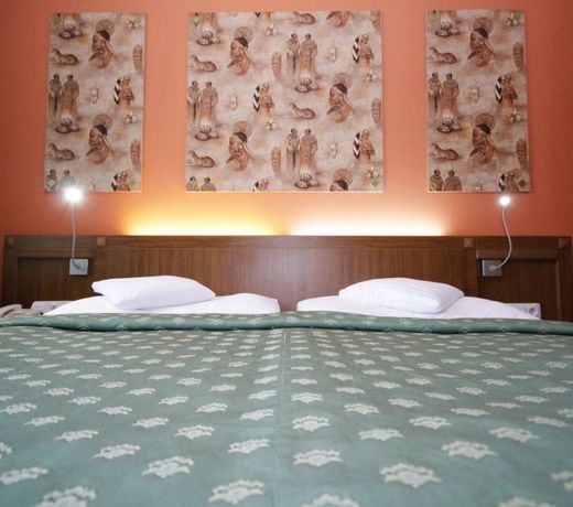 Hotel Max Inn