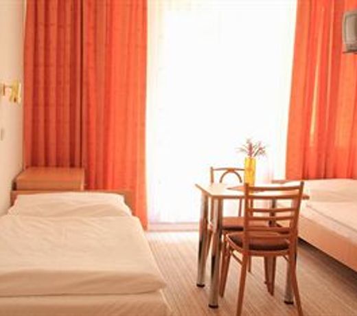TURIST HOTEL