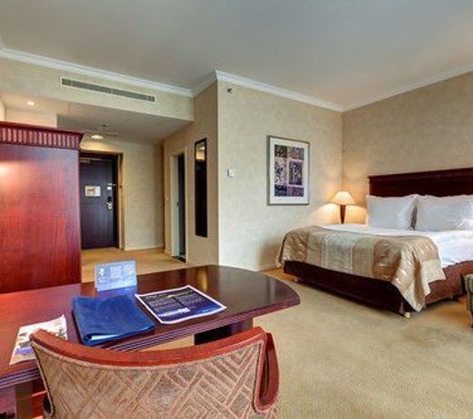Radisson Blu Carlton Hotel, Bratislava