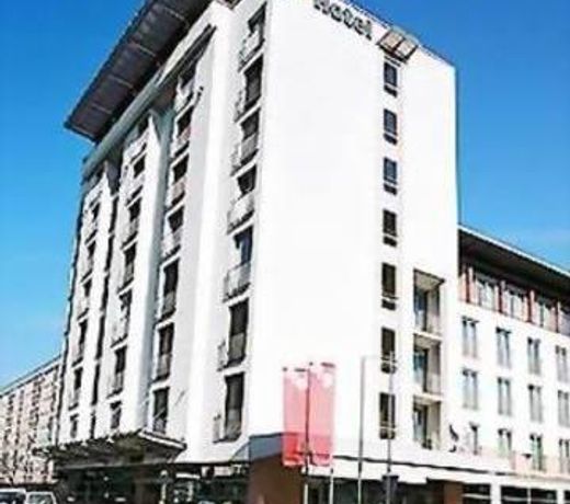 M Hotel