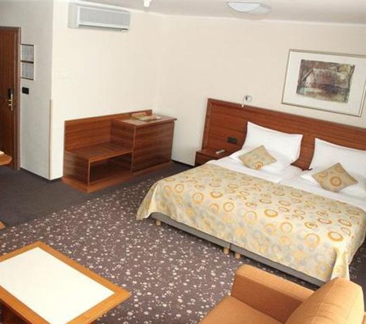 Hotel Piramida