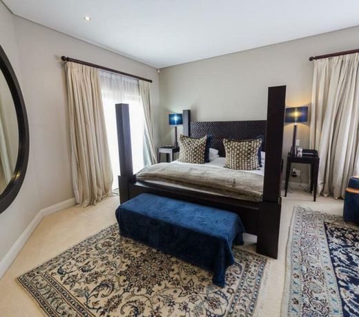 Atlantic Waves Guest House