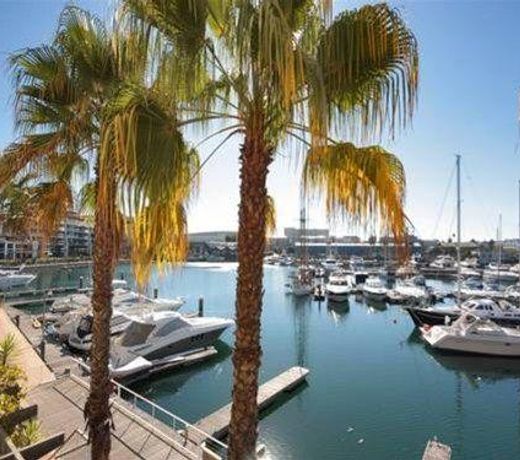 Marina Waterfront Apartments