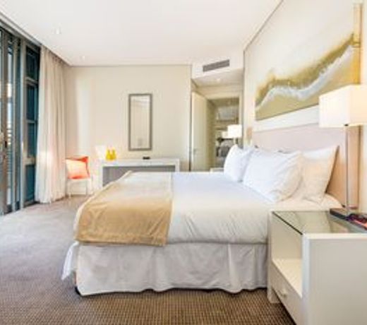 Lawhill Luxury Apartments - V & A Waterfront