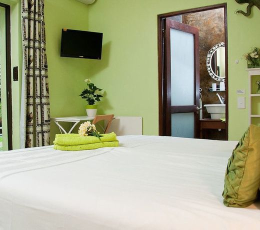 a Vue Guesthouse