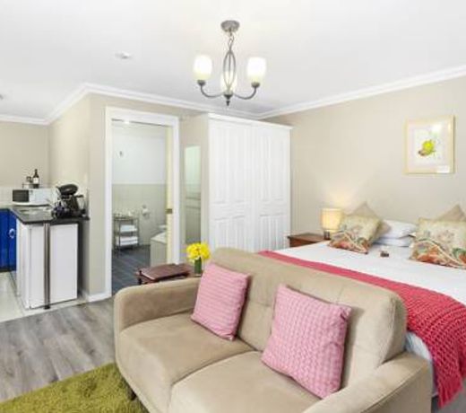 Oyster Cove Chalet
