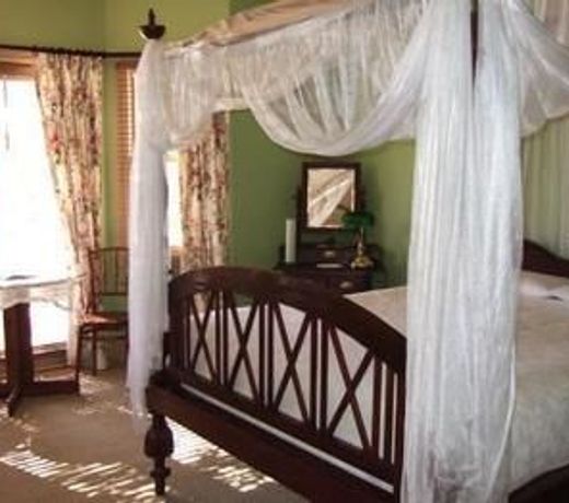 Lurline House