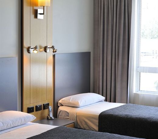 Metro Hotel Ipswich International