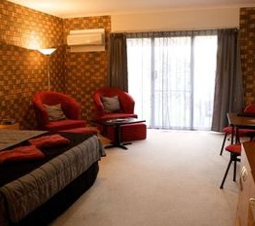 Horsham Mid City Court Motel