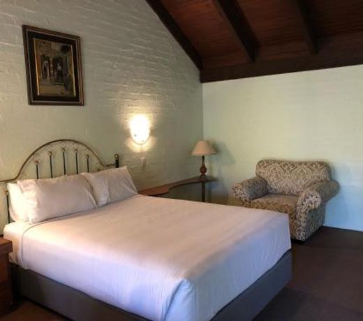 Olde Horsham Motor Inn