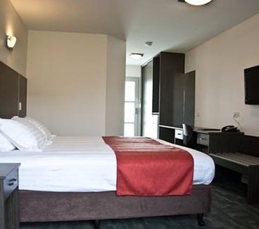 Brighton Hotel Motel