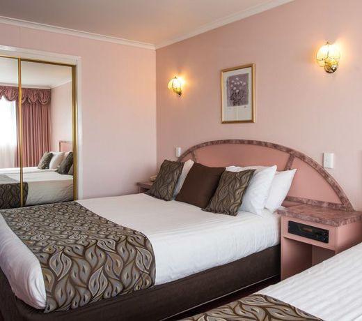 Balmoral Motor Inn