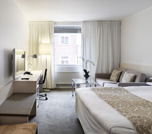 Hotel Riverton