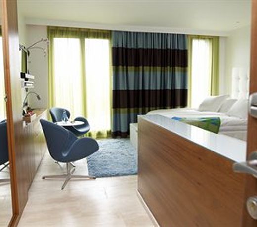 Avalon Hotel