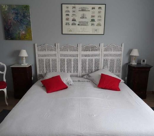 Une chambre en ville