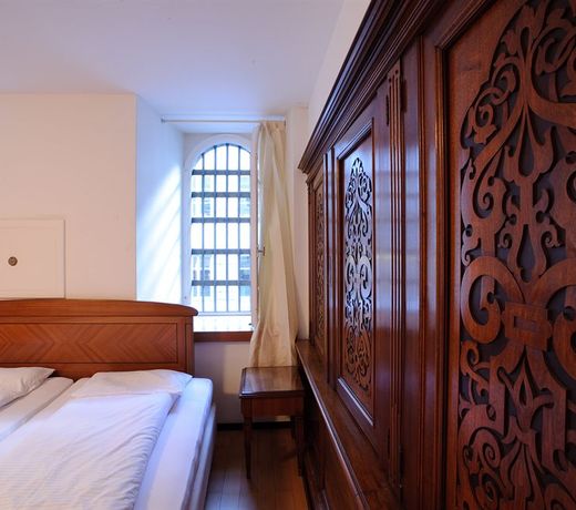 Jailhotel LÃ¶wengraben