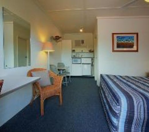 Nicholas Royal Motel - No Pets Allowed