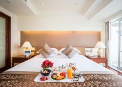 Royal Wing Suites & Spa - SHA Extra Plus фото 2, г. Паттайя, 