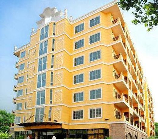 Four Seasons Place - SHA Extra Plus