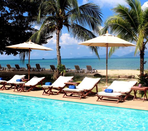 The Waterfront Boutique Hotel & Cafe