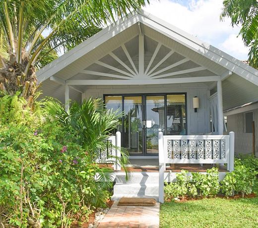 Paradise Beach Resort, Koh Samui - SHA Extra Plus