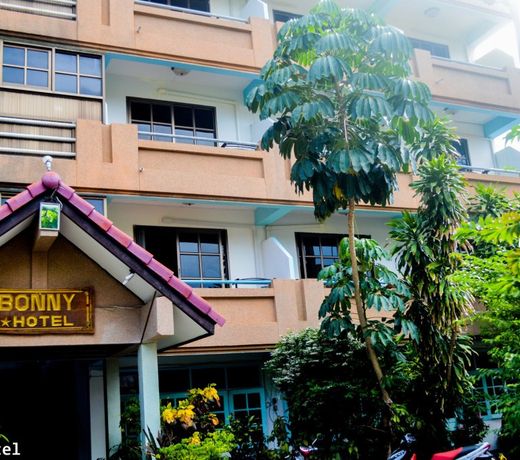 Bonny Hotel