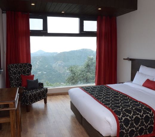 Woodsmoke Resort and Spa