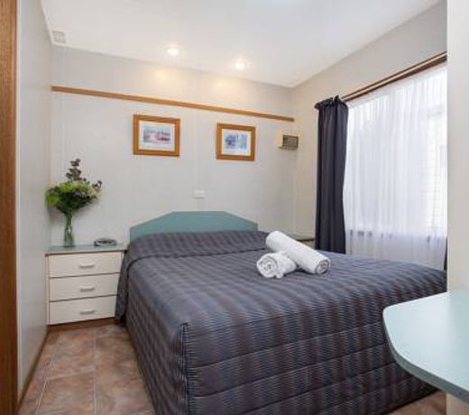 Lake Hamilton Motor Village and Caravan Park