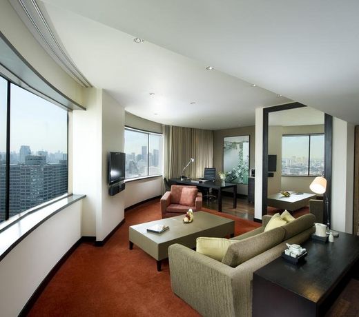 Millennium Hilton Bangkok