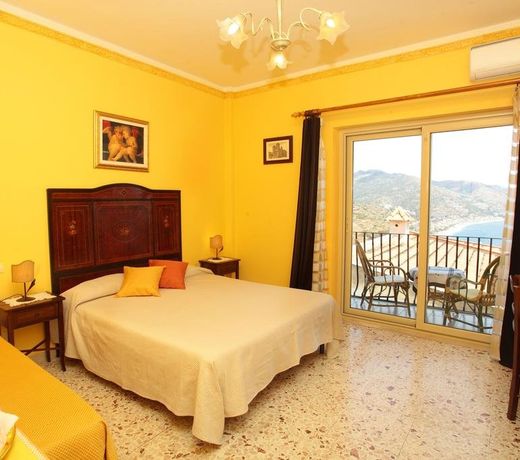 Athena Charming Rooms