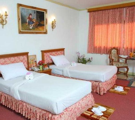 13 Coins Bang Yai Hotel