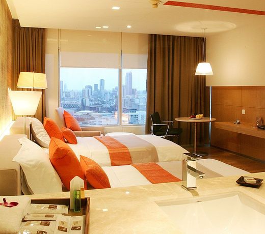 Pathumwan Princess Hotel - SHA Extra Plus Certified