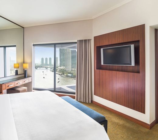 Royal Orchid Sheraton Hotel and Towers