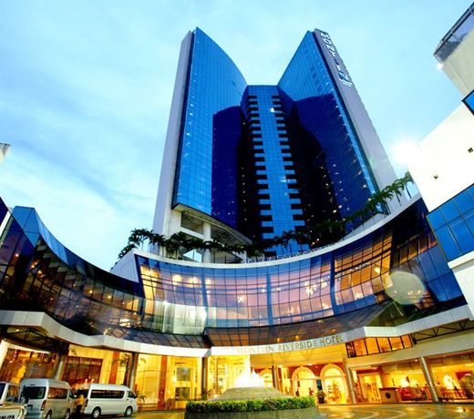 Montien Riverside Hotel