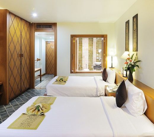 The Royal Paradise Hotel & Spa - SHA Extra Plus