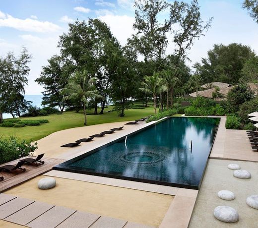 Renaissance Phuket Resort & Spa