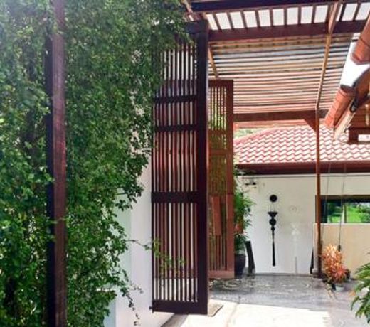 Surintra Boutique Resort