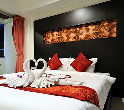 7Q Patong Beach Hotel - SHA Certified