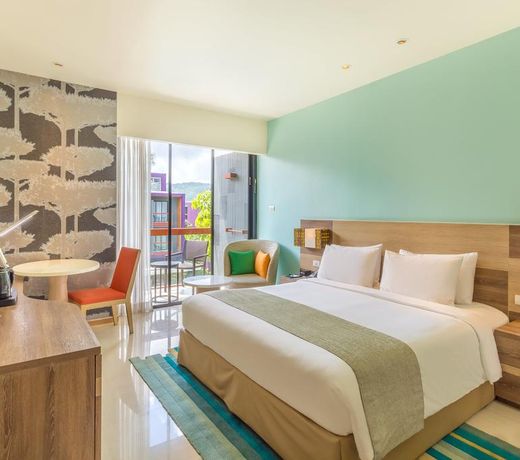 Holiday Inn Express Phuket Patong Beach Central, an IHG Hotel - SHA Plus