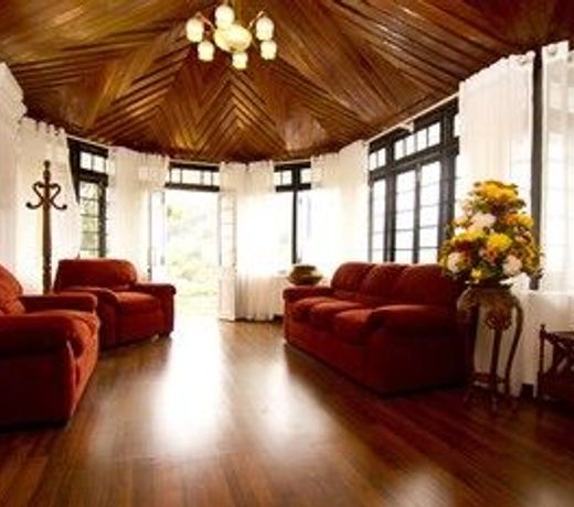 Serene Villa