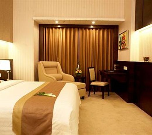 Harbour View Hotel & Resort