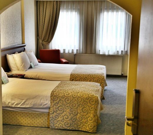 Asal Hotel