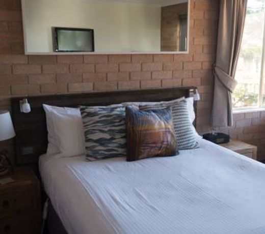 Anchor Bay Motel